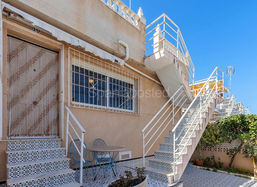 Resale - Townhouse -
Los Balcones - Los Altos del Edén - Los Balcones