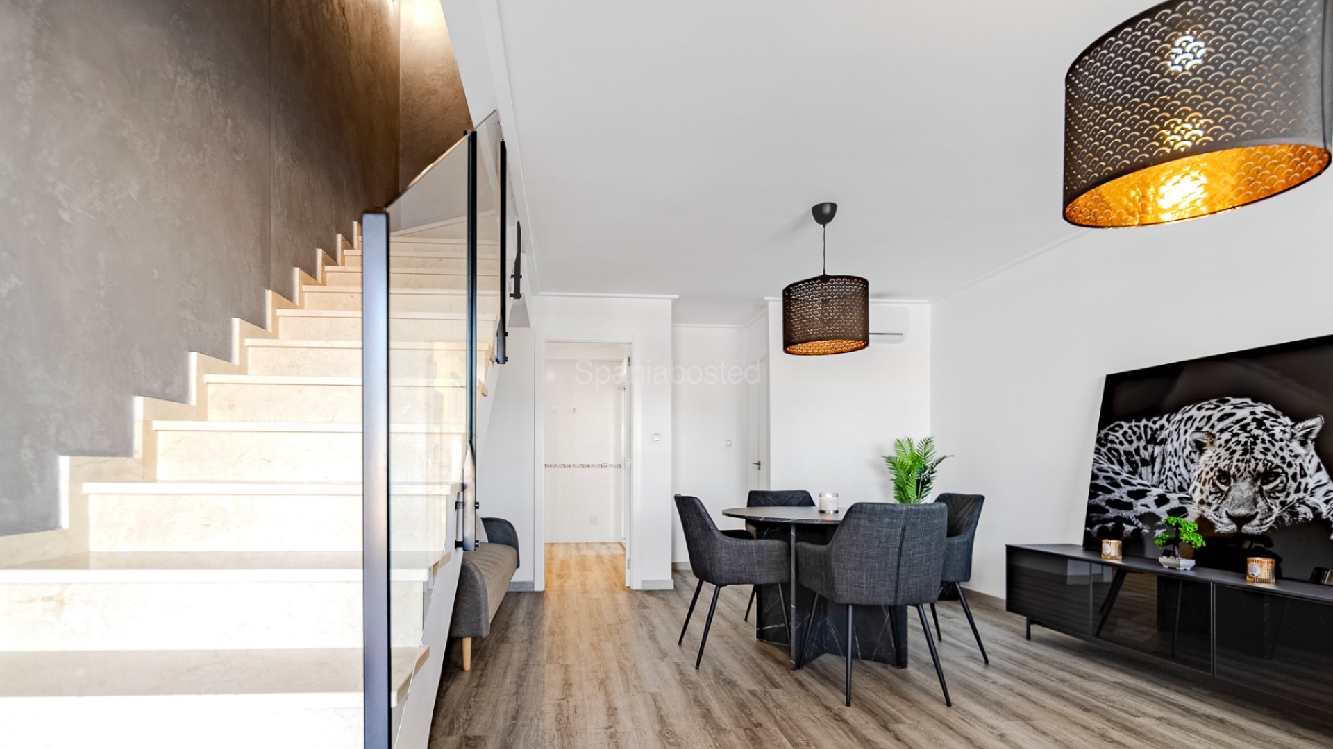 Resale - Townhouse -
Los Balcones