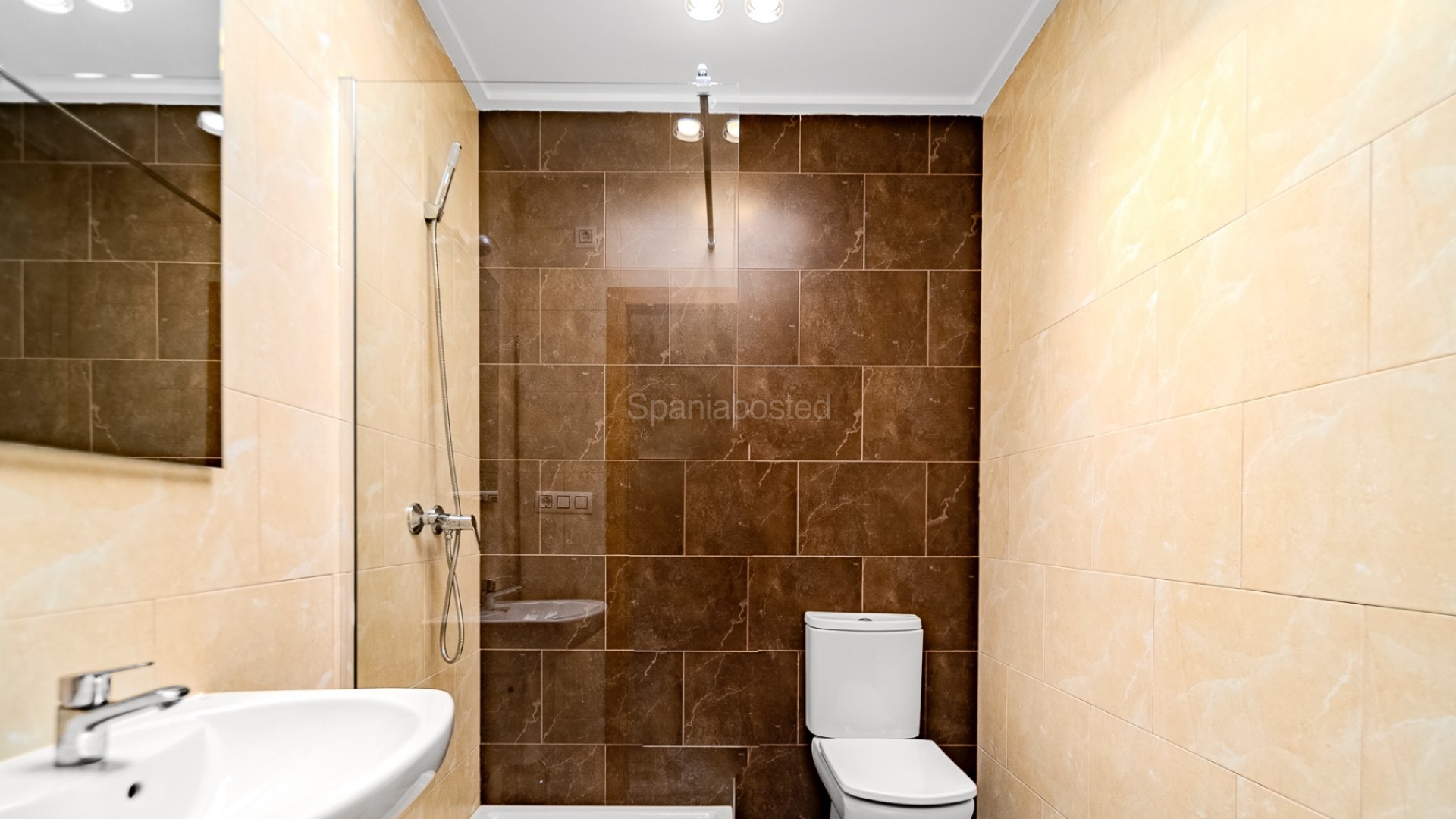 Resale - Townhouse -
Los Balcones