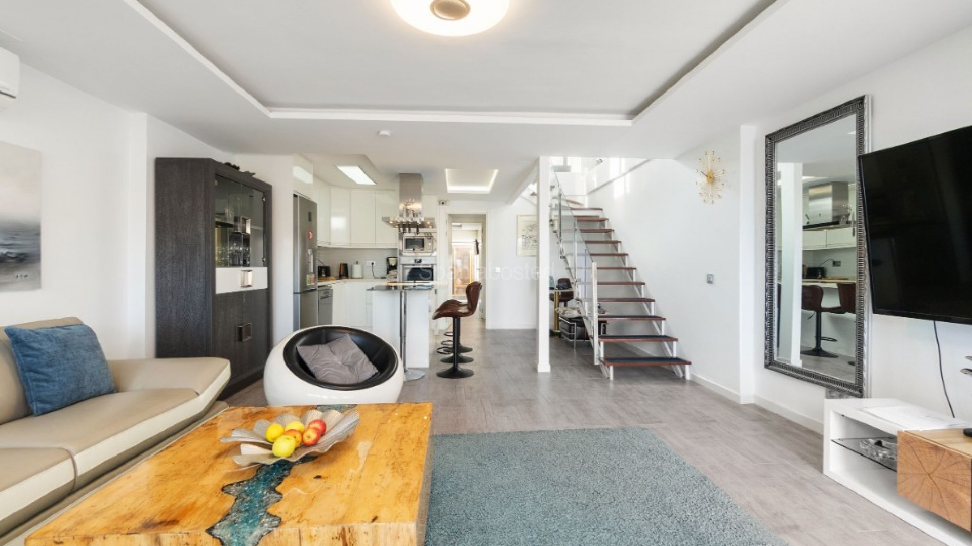 Resale - Townhouse -
Los Balcones