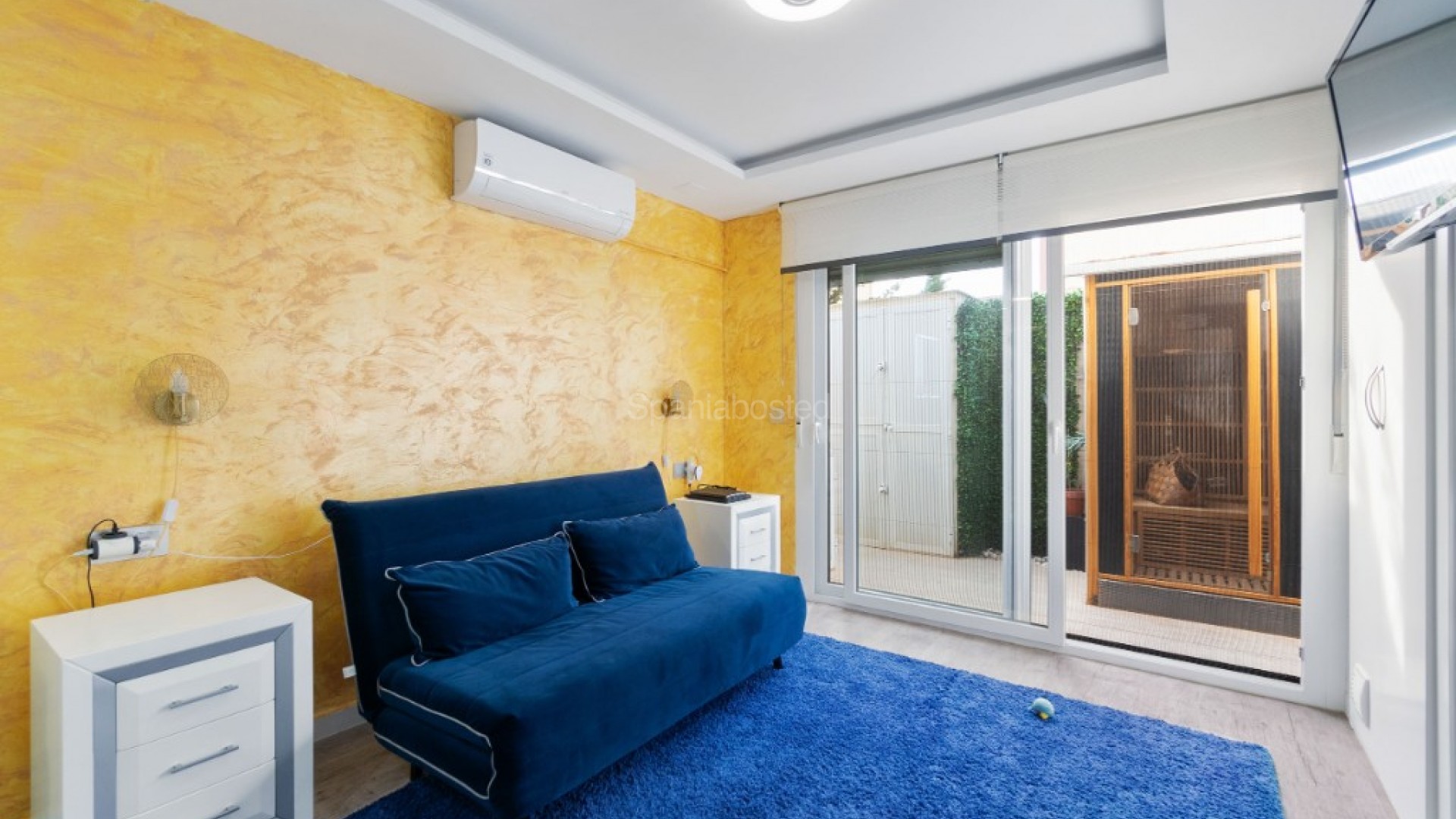 Resale - Townhouse -
Los Balcones