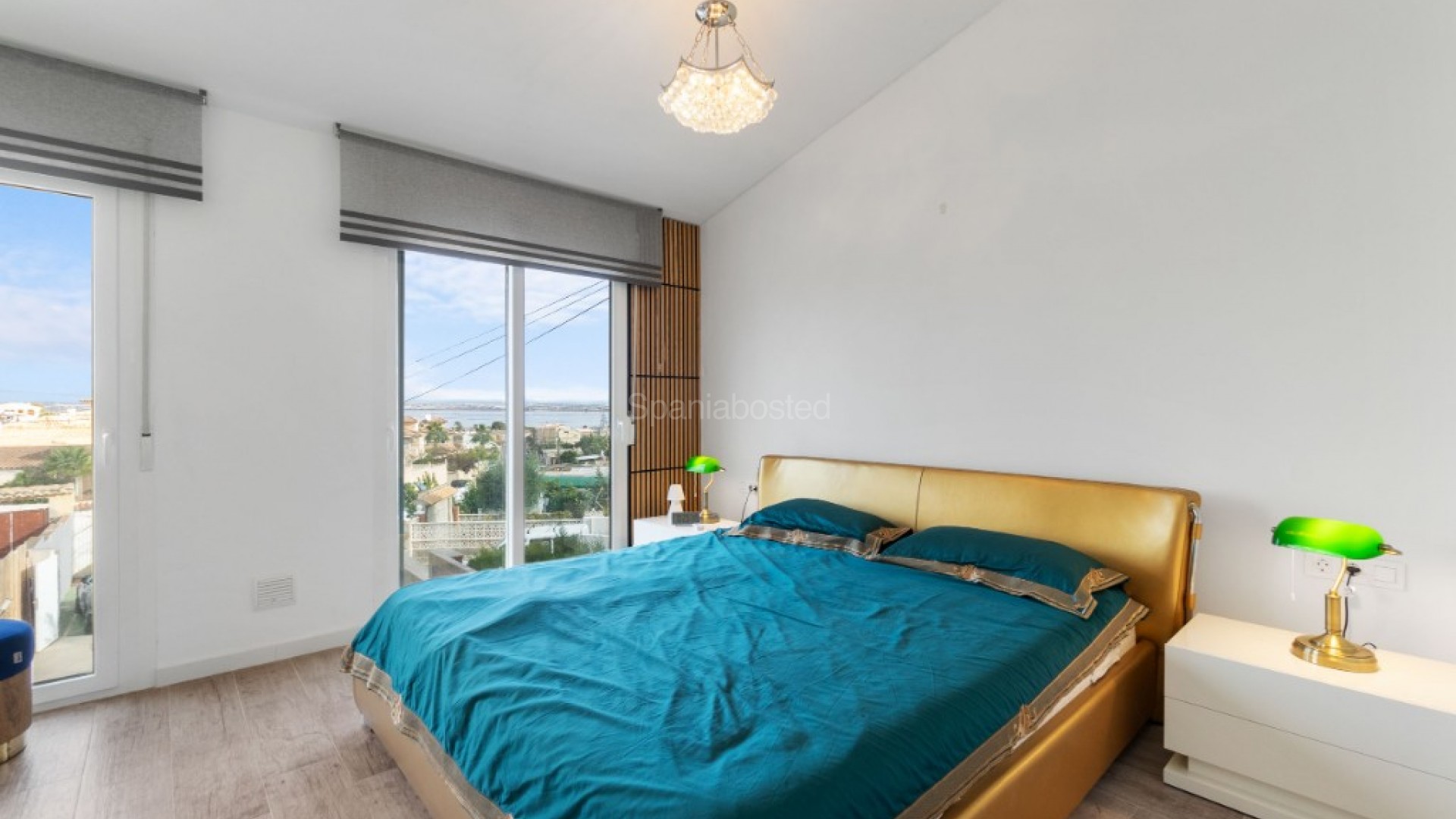 Resale - Townhouse -
Los Balcones