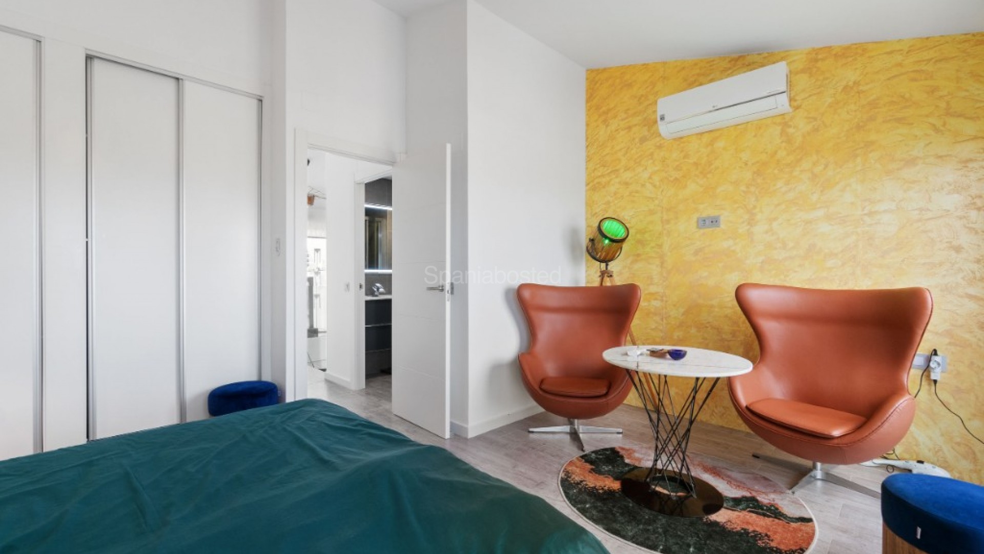 Resale - Townhouse -
Los Balcones