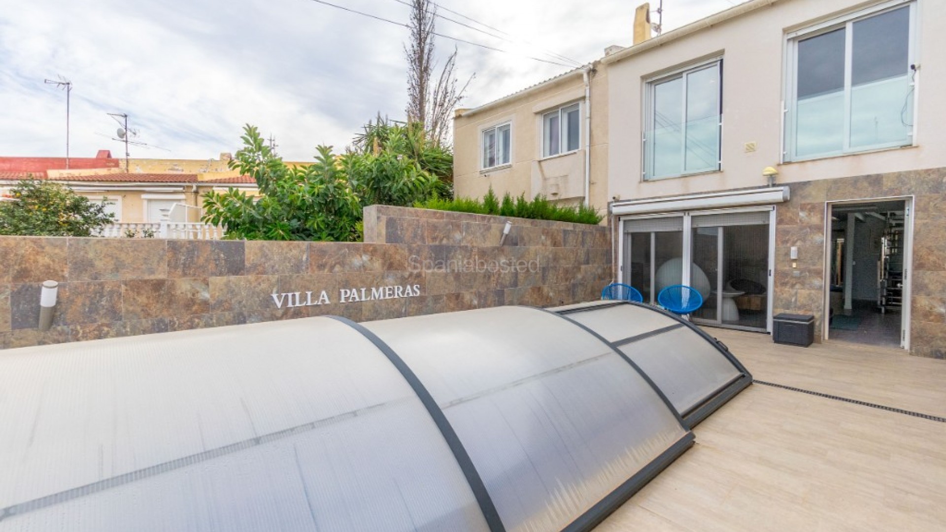 Resale - Townhouse -
Los Balcones