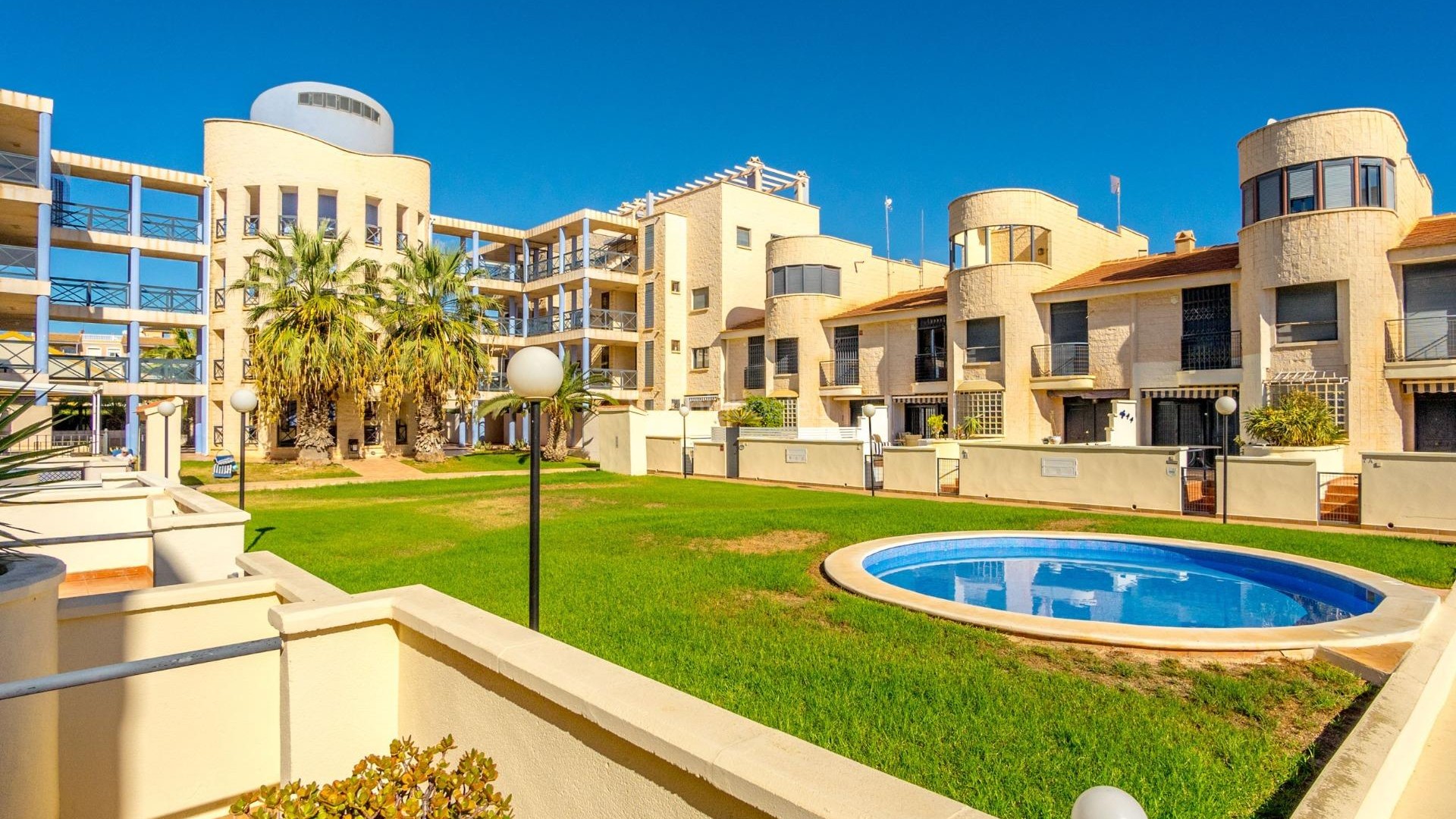 Resale - Townhouse -
Orihuela Costa - Cabo Roig