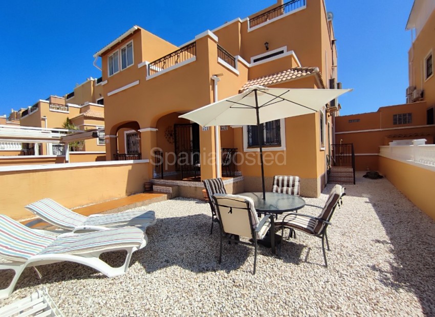 Resale - Townhouse -
Orihuela Costa - Los Altos