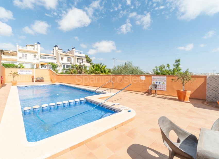 Resale - Townhouse -
Orihuela Costa - Los Dolses