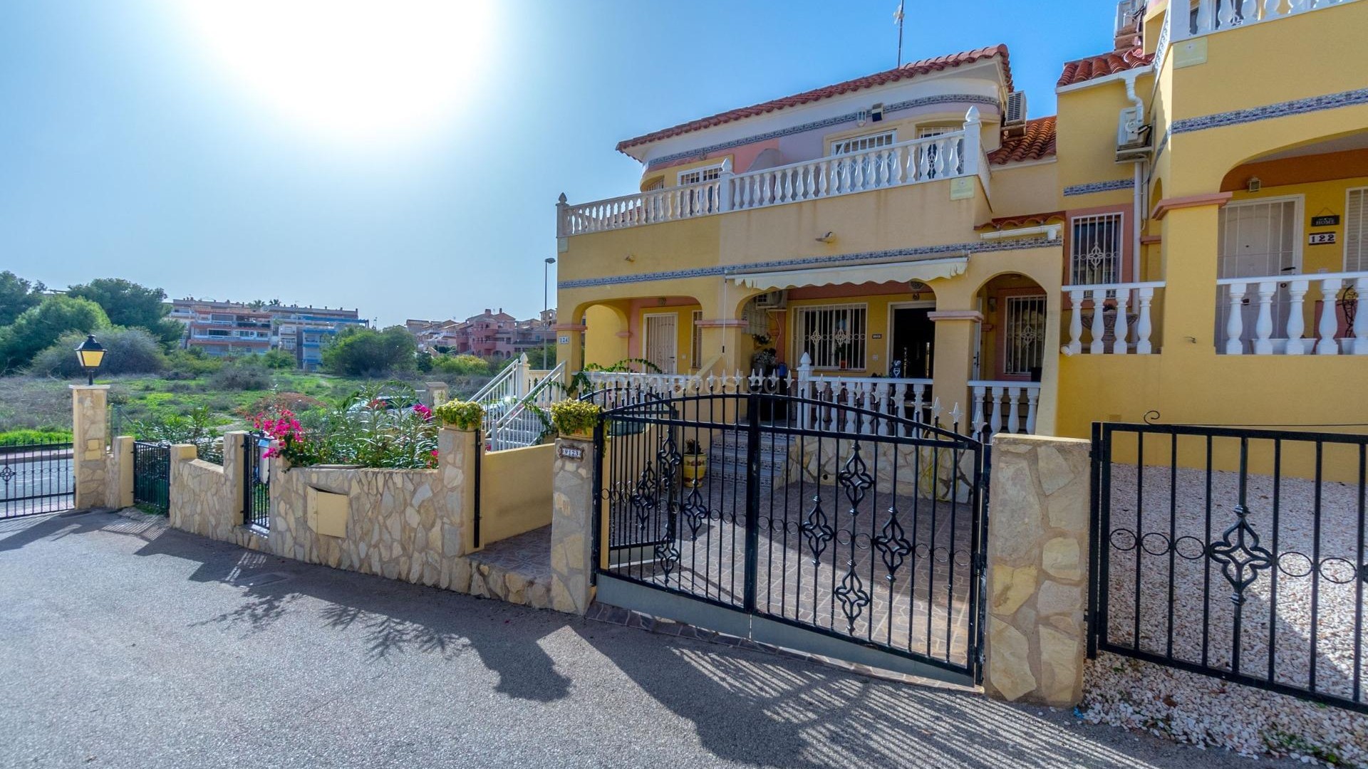 Resale - Townhouse -
Orihuela Costa - Villamartin