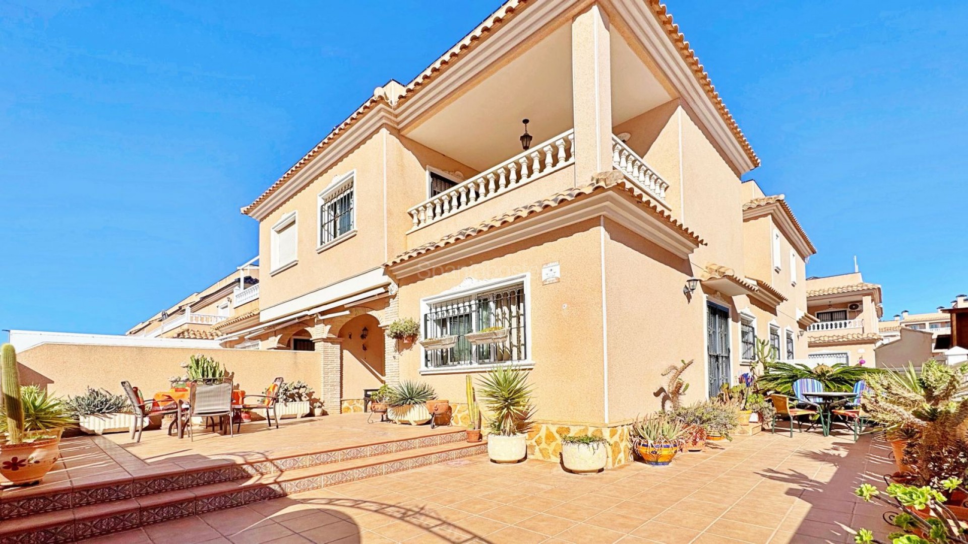 Resale - Townhouse -
Orihuela Costa - Villamartin