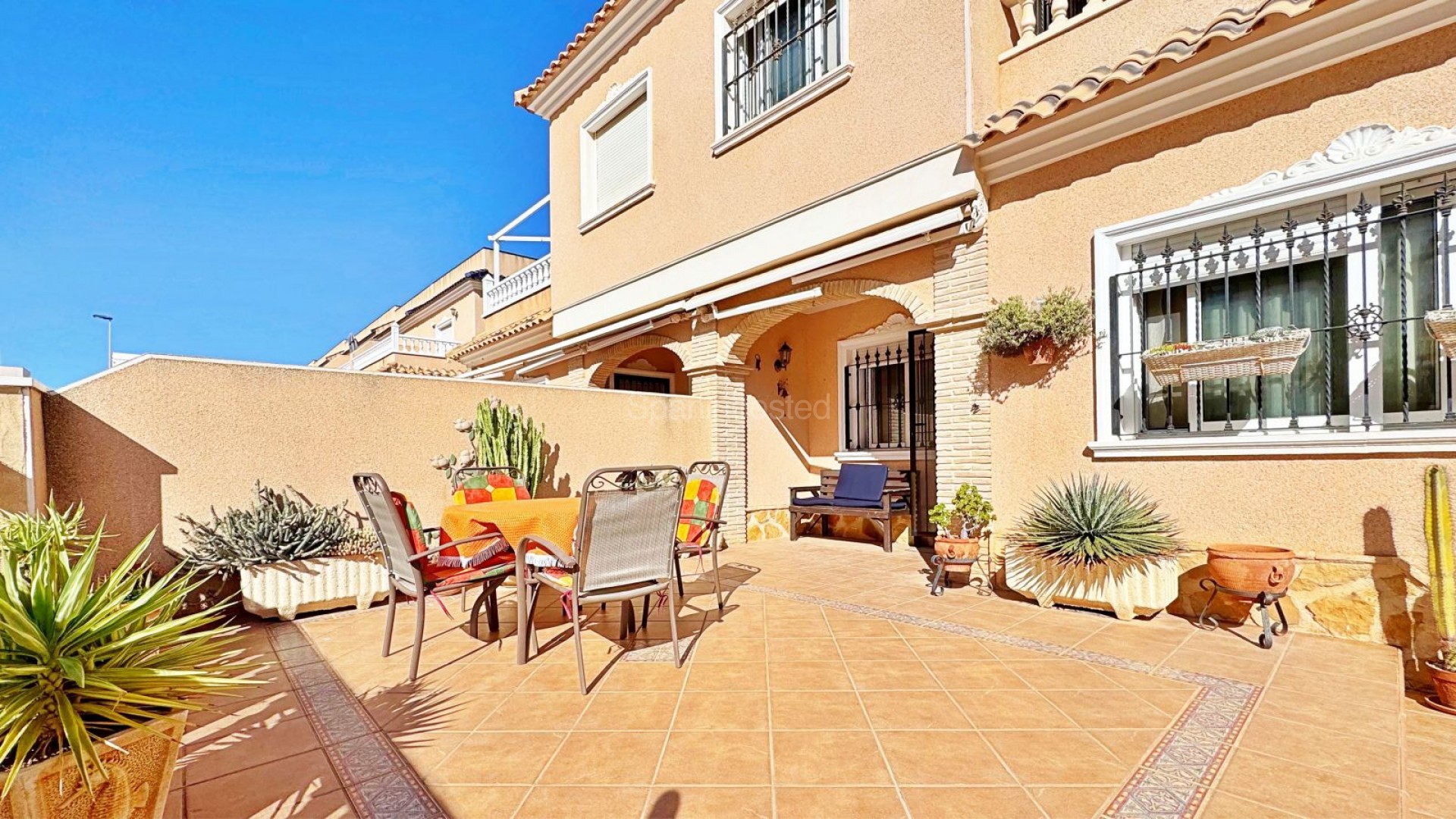Resale - Townhouse -
Orihuela Costa - Villamartin