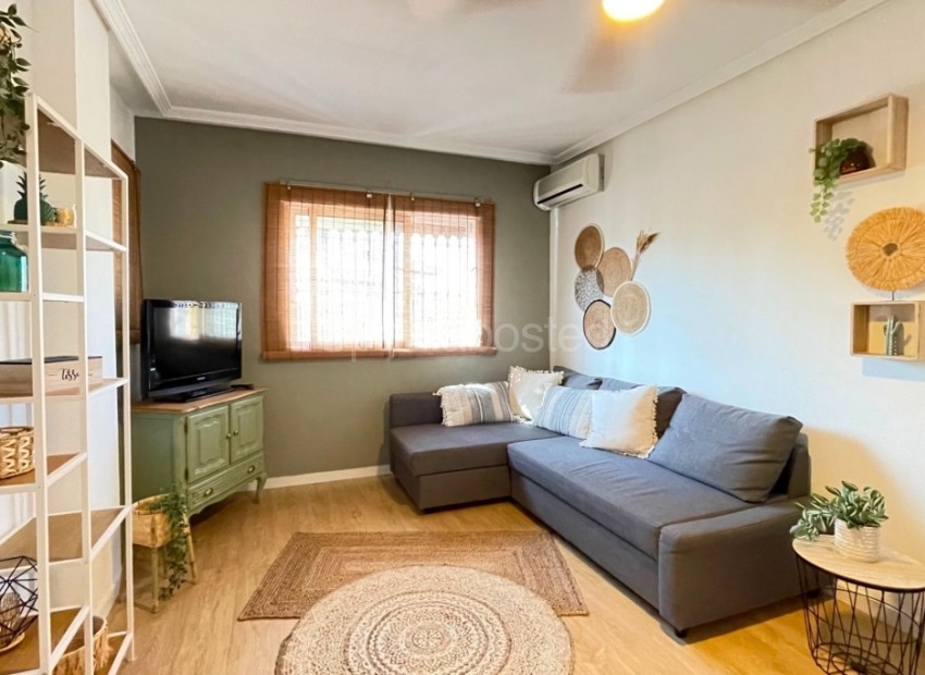 Resale - Townhouse -
Orihuela Costa - Villamartin