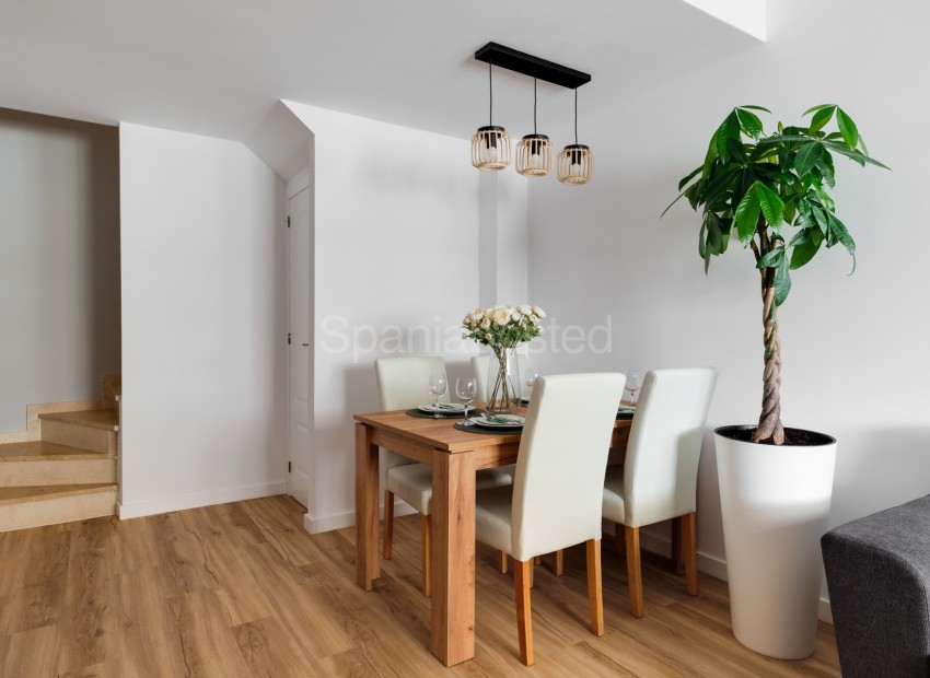 Resale - Townhouse -
Orihuela Costa