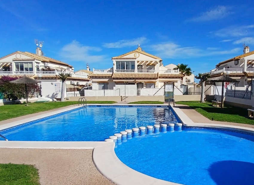 Resale - Townhouse -
Orihuela Costa