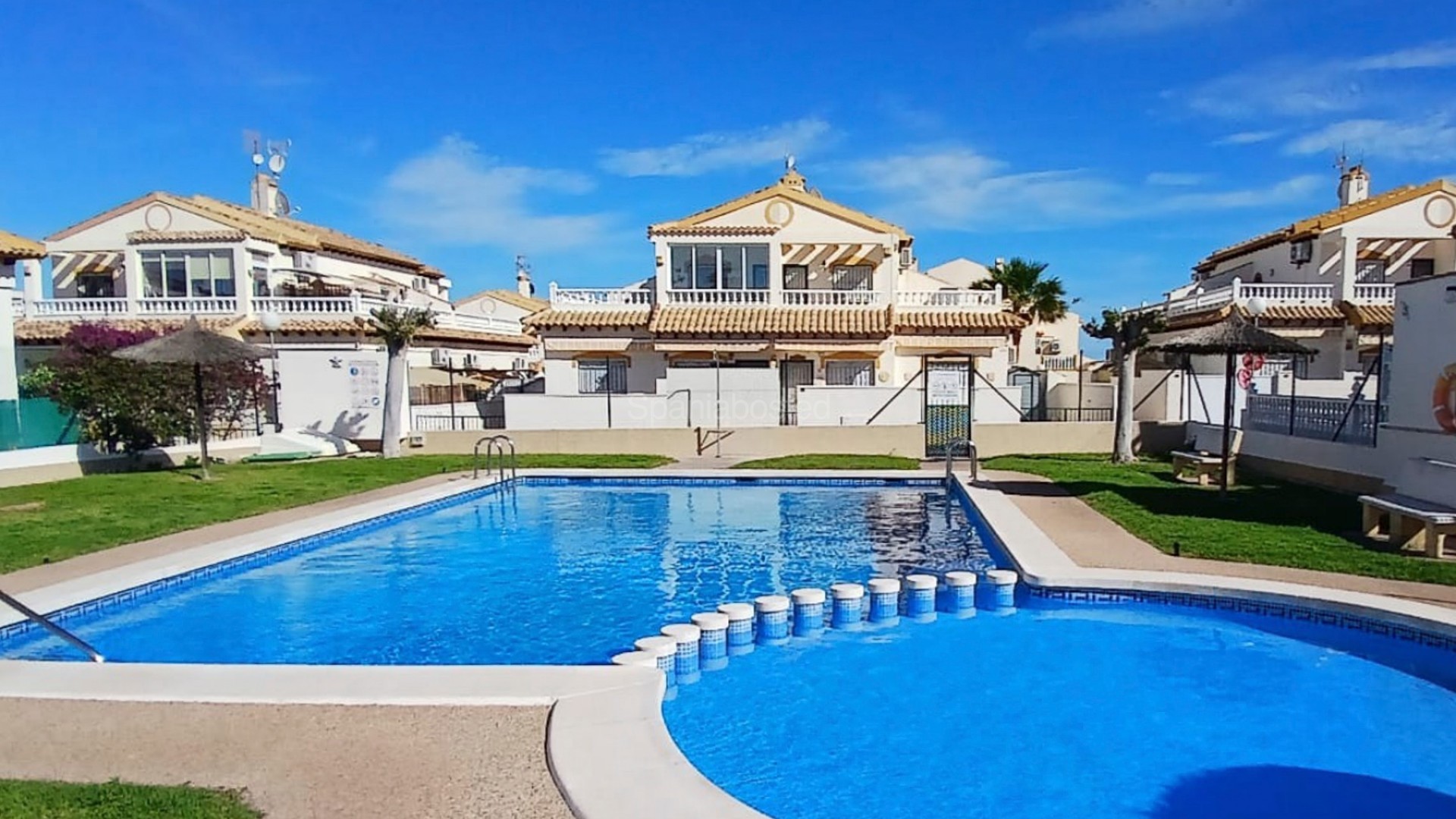 Resale - Townhouse -
Orihuela Costa