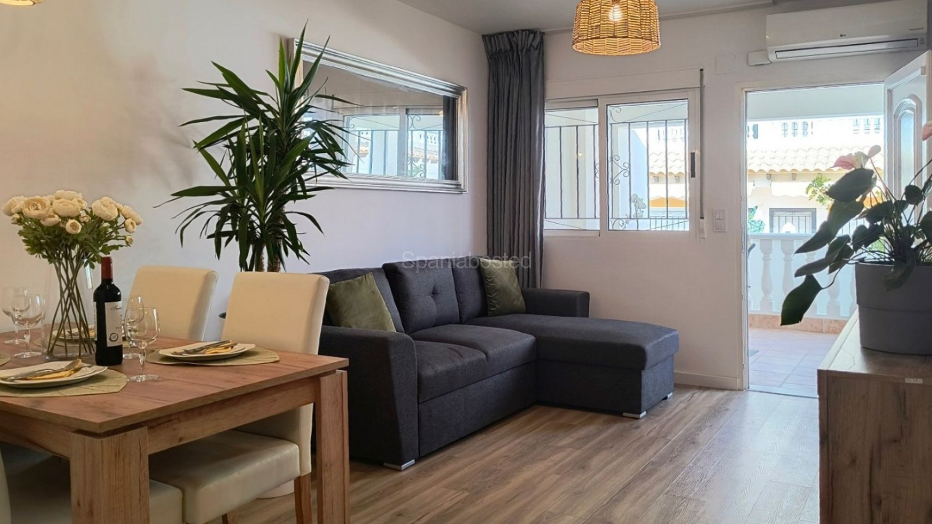 Resale - Townhouse -
Orihuela Costa