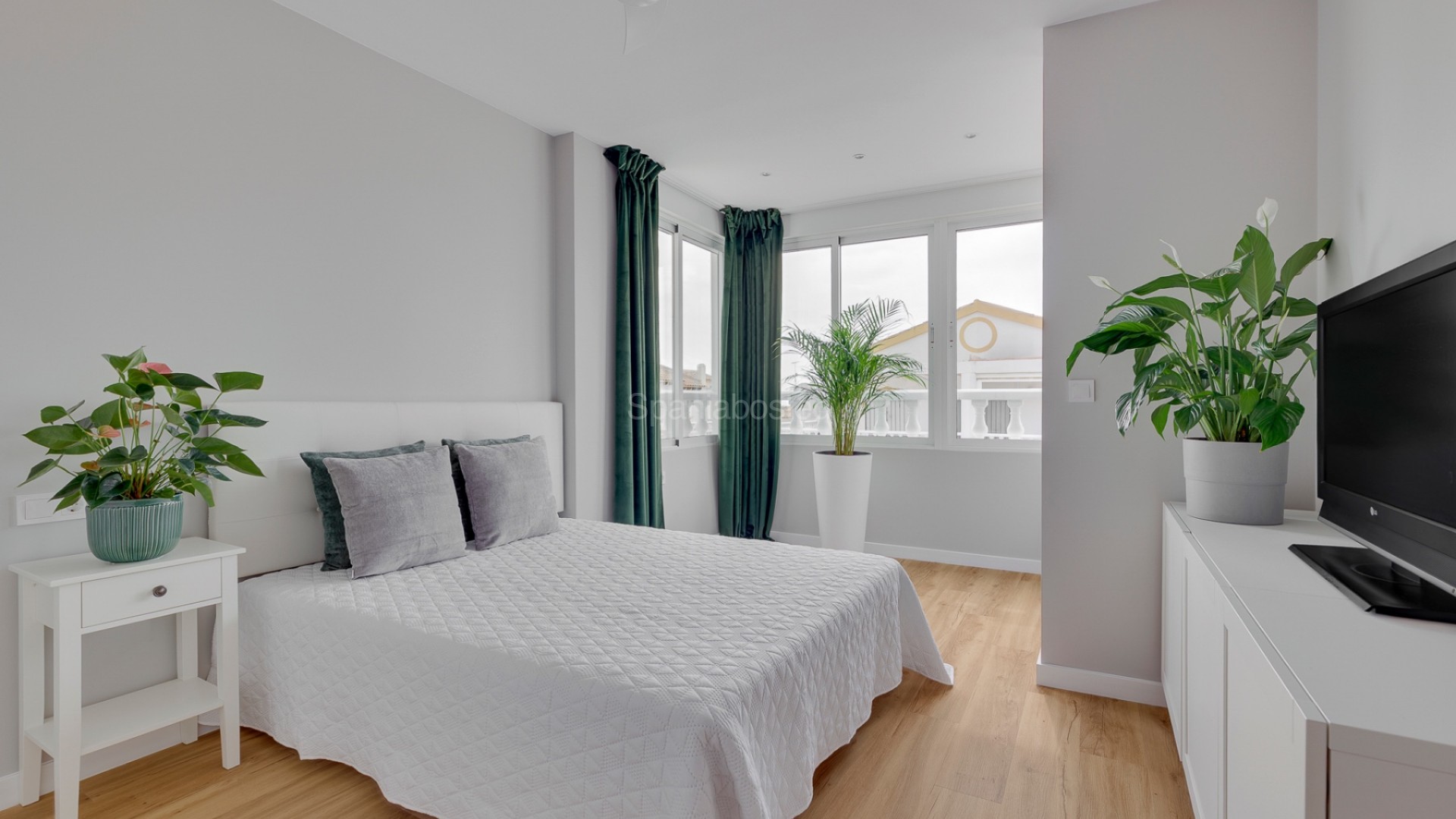 Resale - Townhouse -
Orihuela Costa