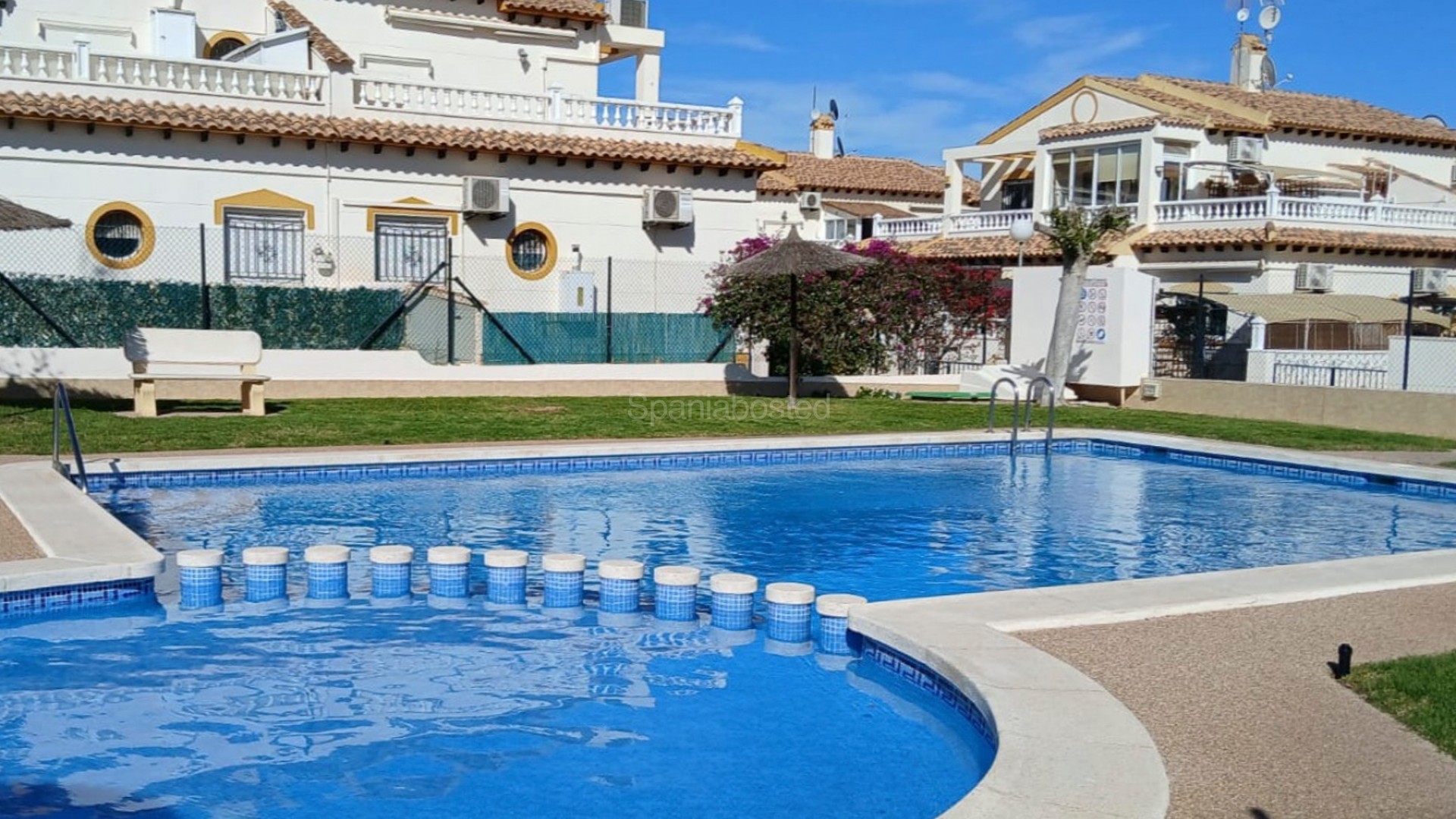 Resale - Townhouse -
Orihuela Costa