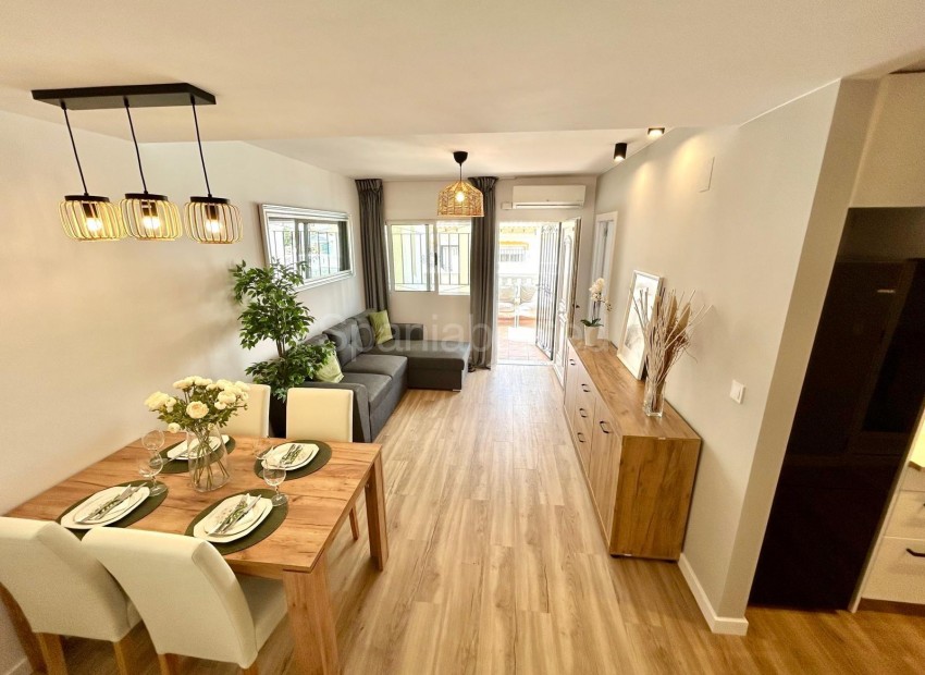 Resale - Townhouse -
Orihuela - Urbanización Perla del Mar