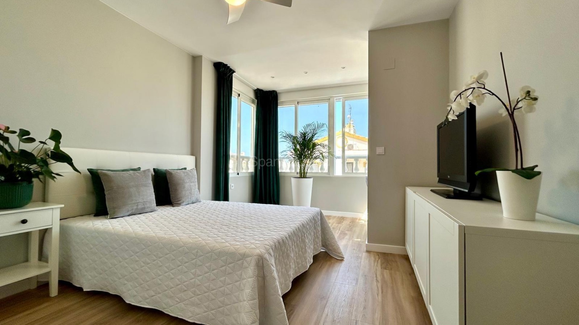 Resale - Townhouse -
Orihuela - Urbanización Perla del Mar