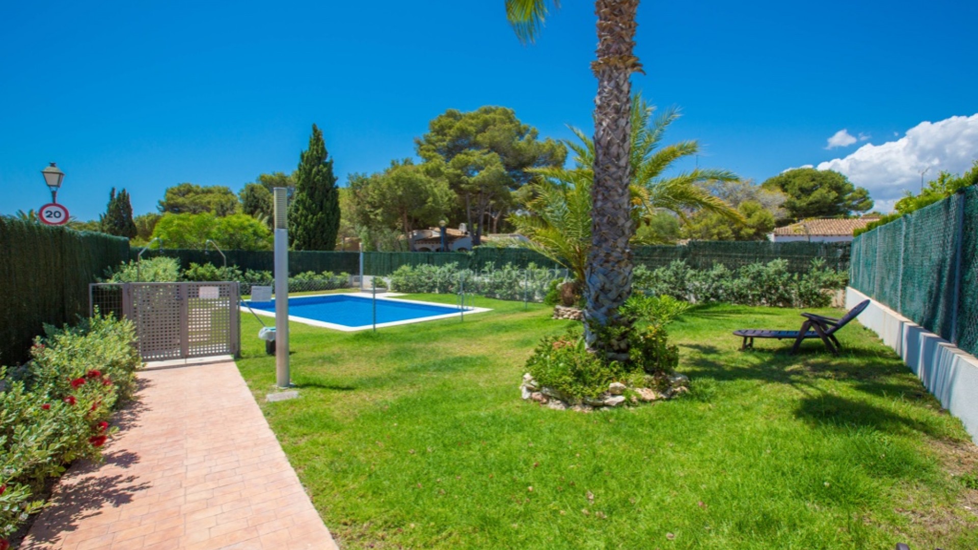 Resale - Townhouse -
Punta Prima