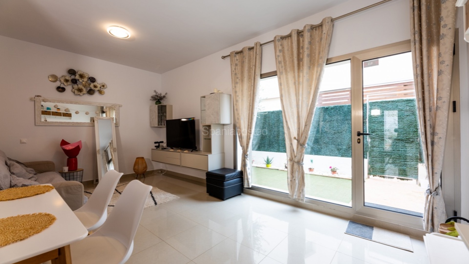 Resale - Townhouse -
Punta Prima