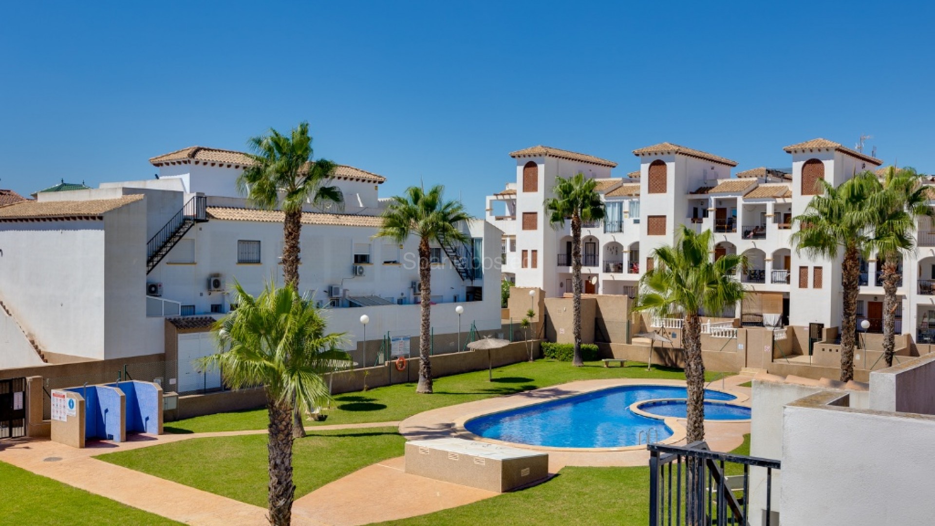 Resale - Townhouse -
Punta Prima