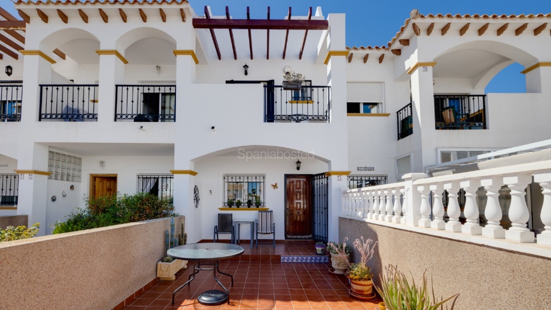 Resale - Townhouse -
Punta Prima