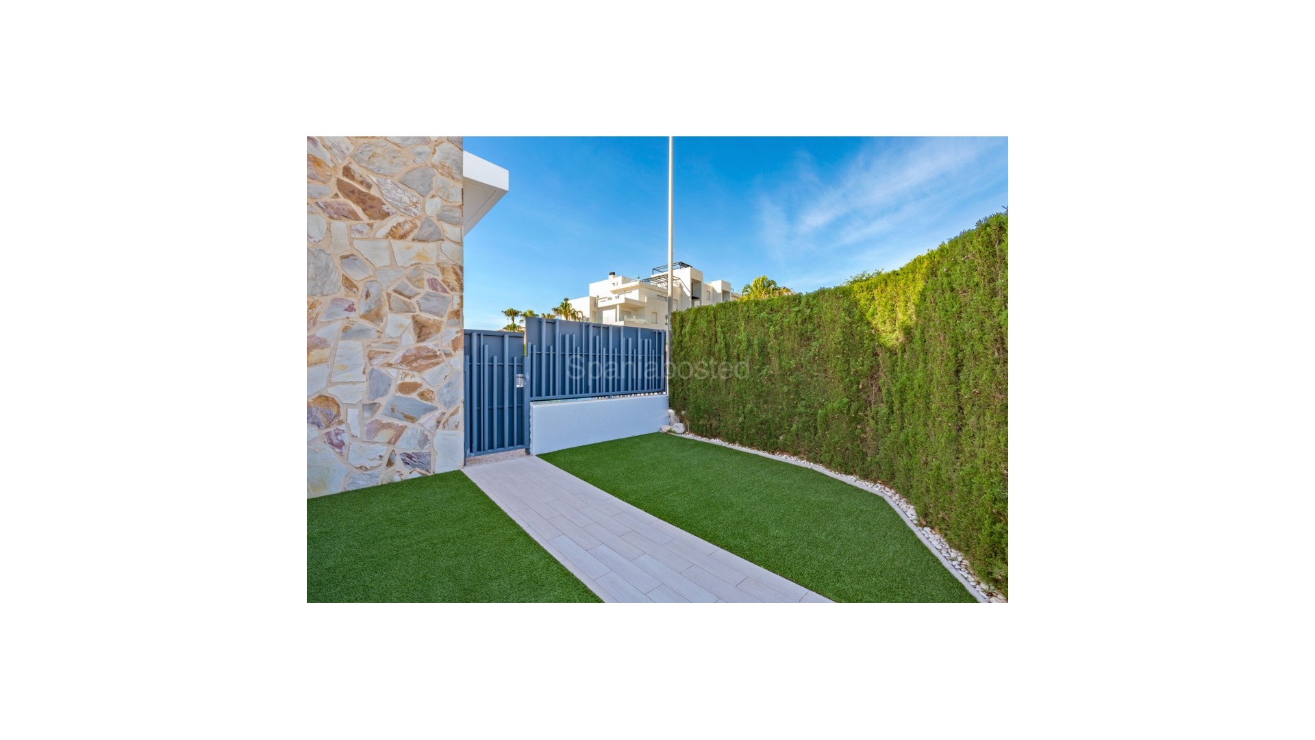 Resale - Townhouse -
Punta Prima