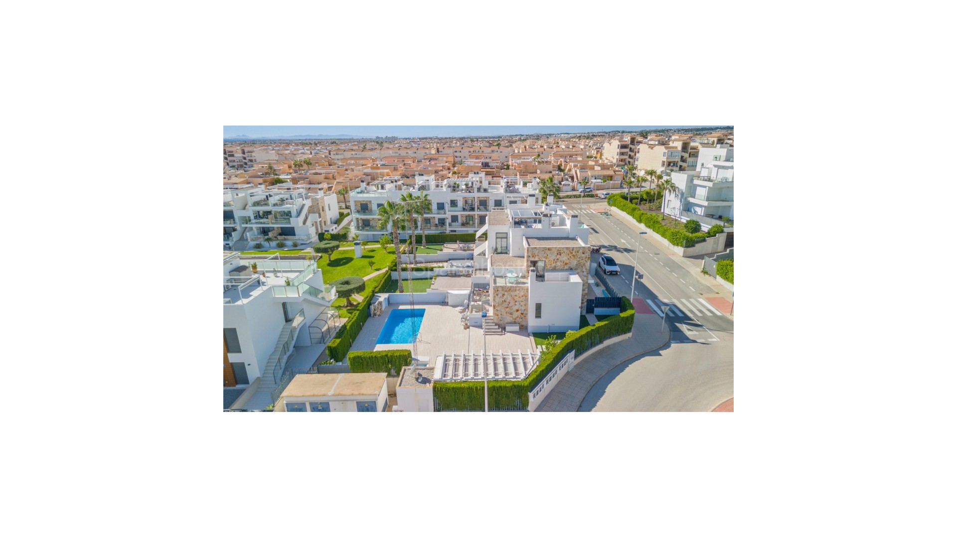 Resale - Townhouse -
Punta Prima