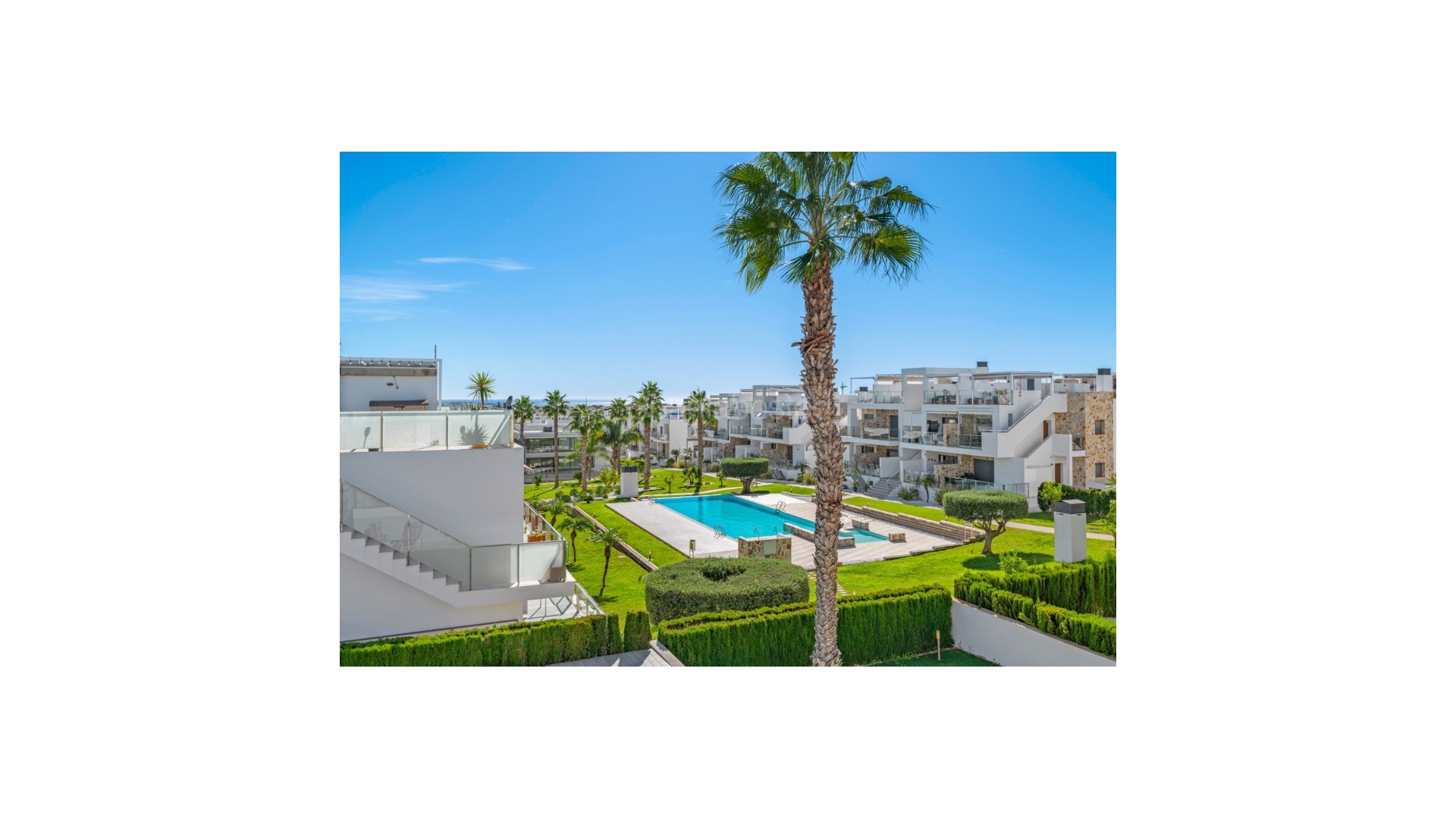 Resale - Townhouse -
Punta Prima