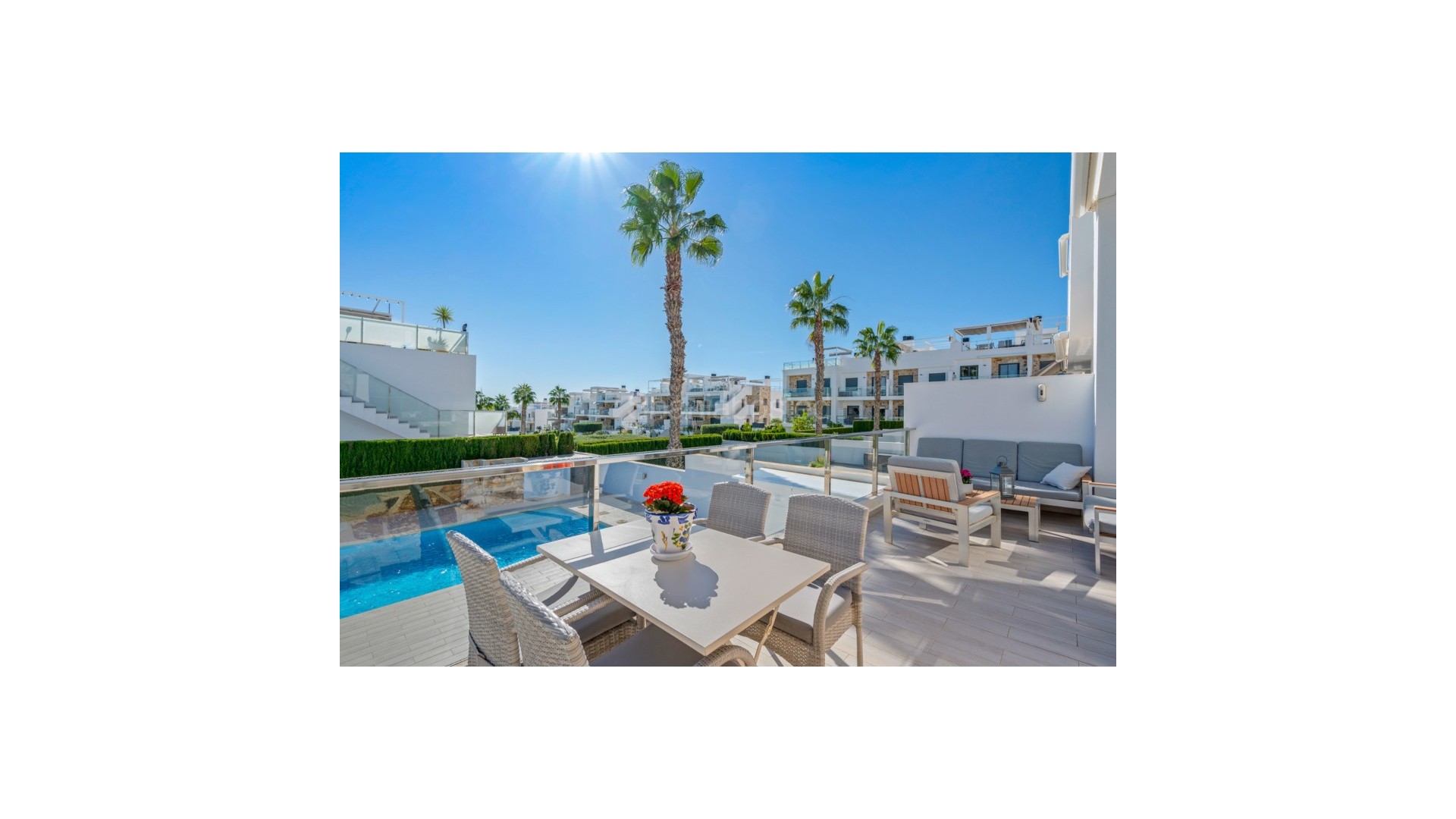 Resale - Townhouse -
Punta Prima