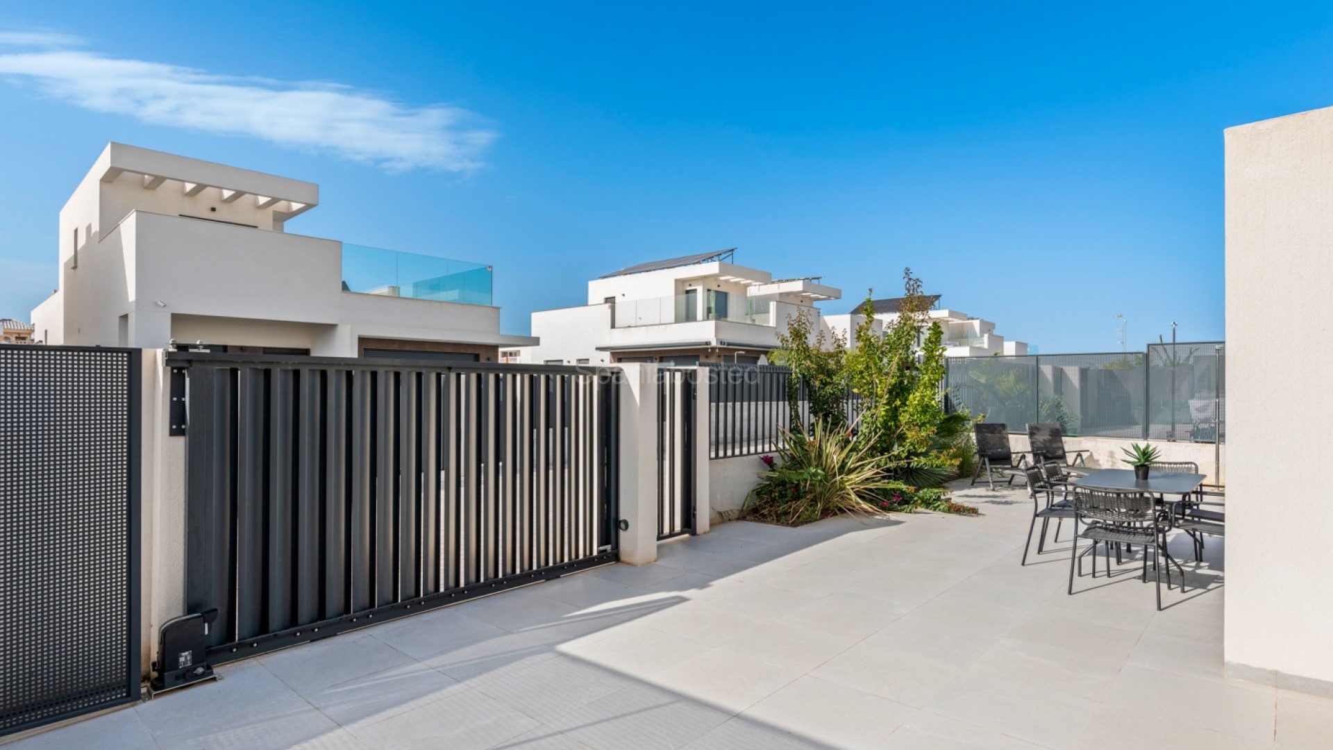 Resale - Townhouse -
San Fulgencio - La Marina