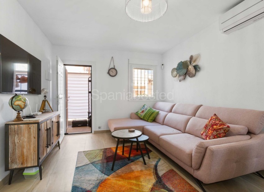 Resale - Townhouse -
Torrevieja