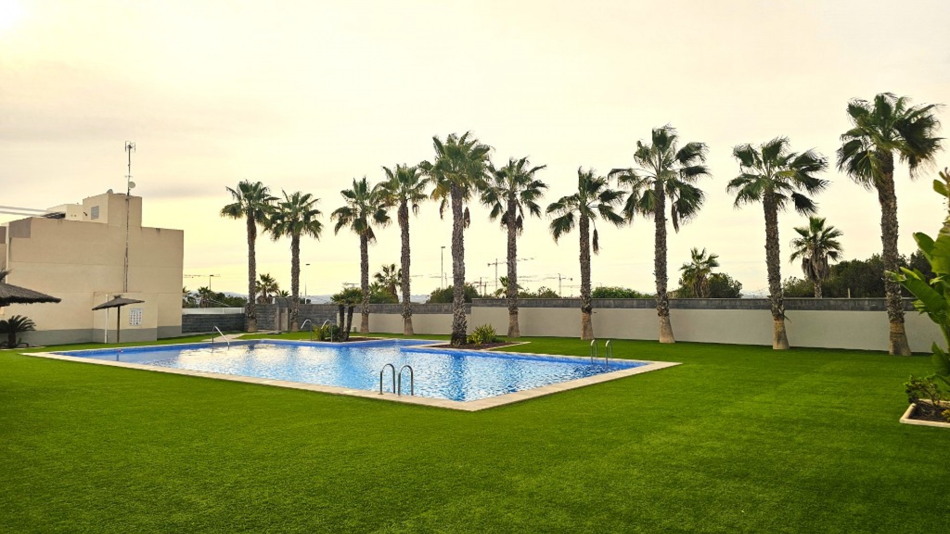 Resale - Townhouse -
Torrevieja