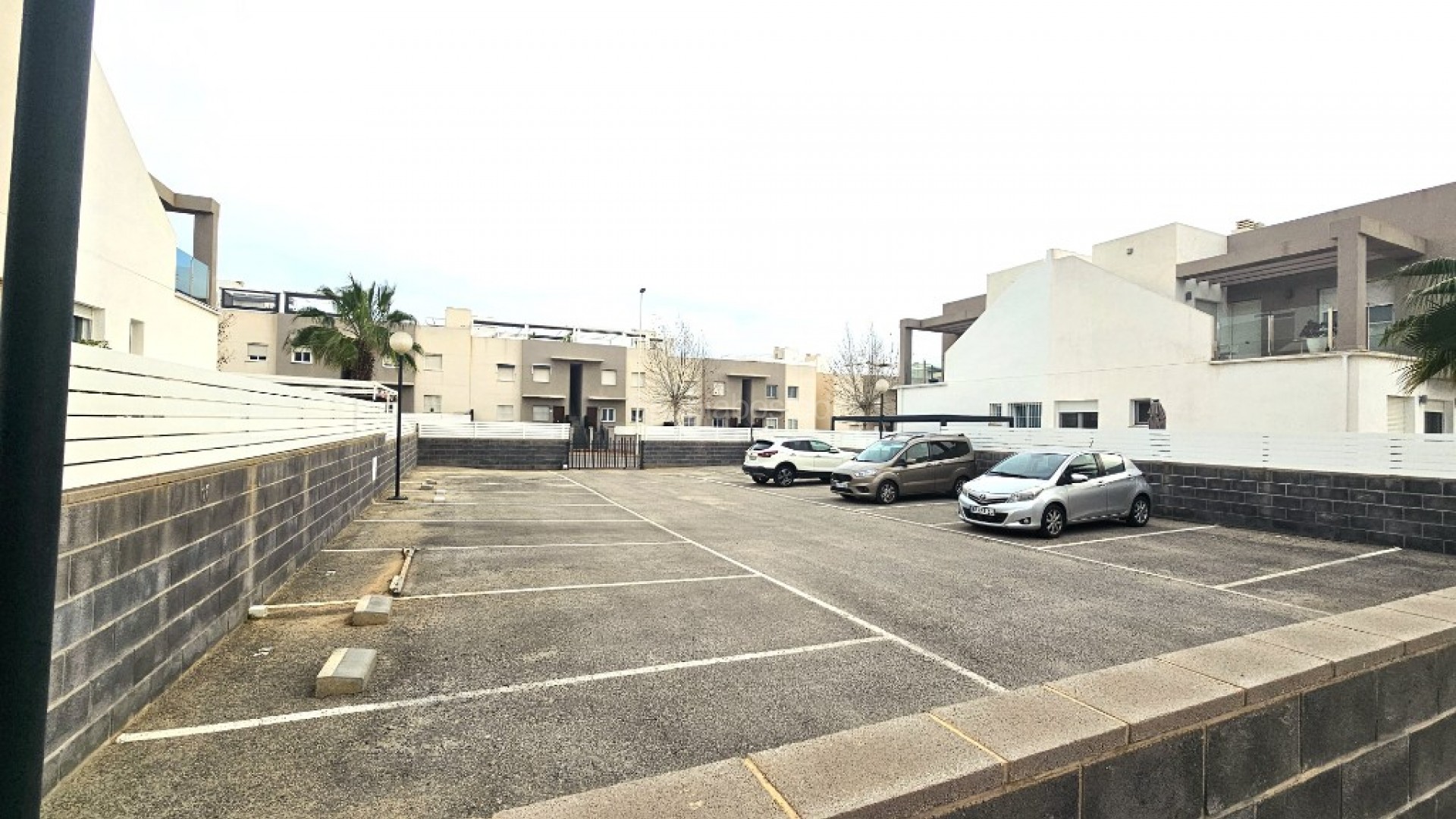 Resale - Townhouse -
Torrevieja