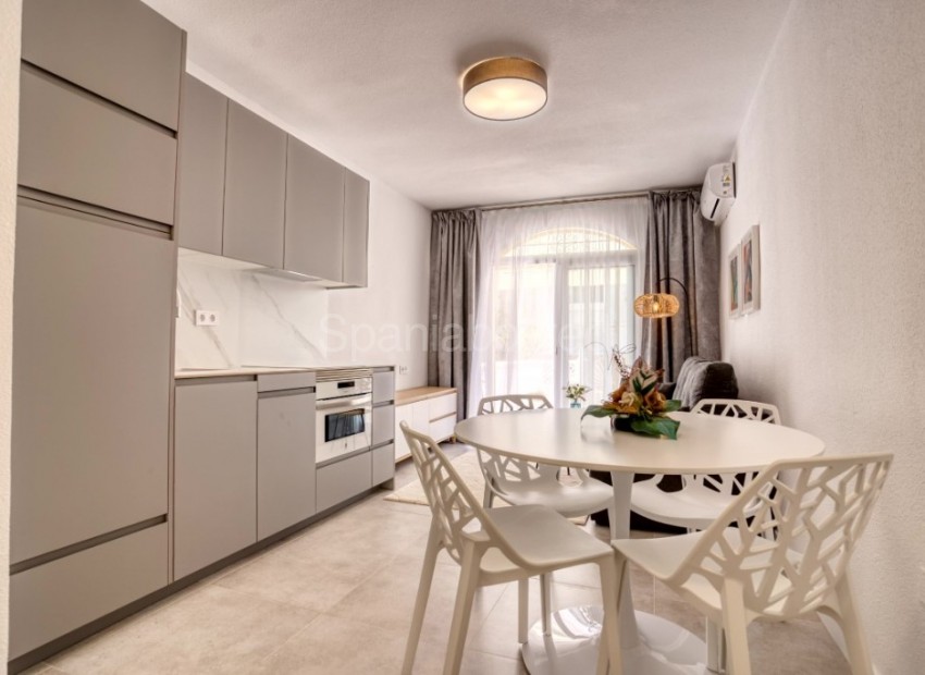 Resale - Townhouse -
Torrevieja