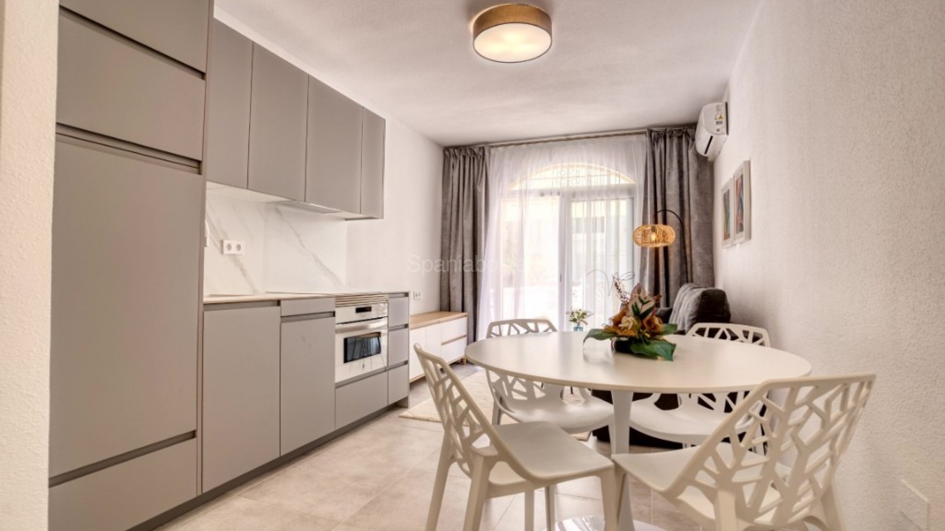 Resale - Townhouse -
Torrevieja