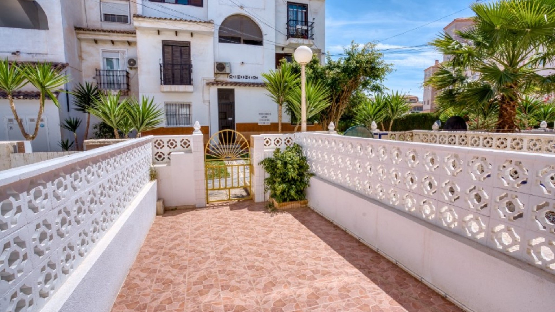 Resale - Townhouse -
Torrevieja