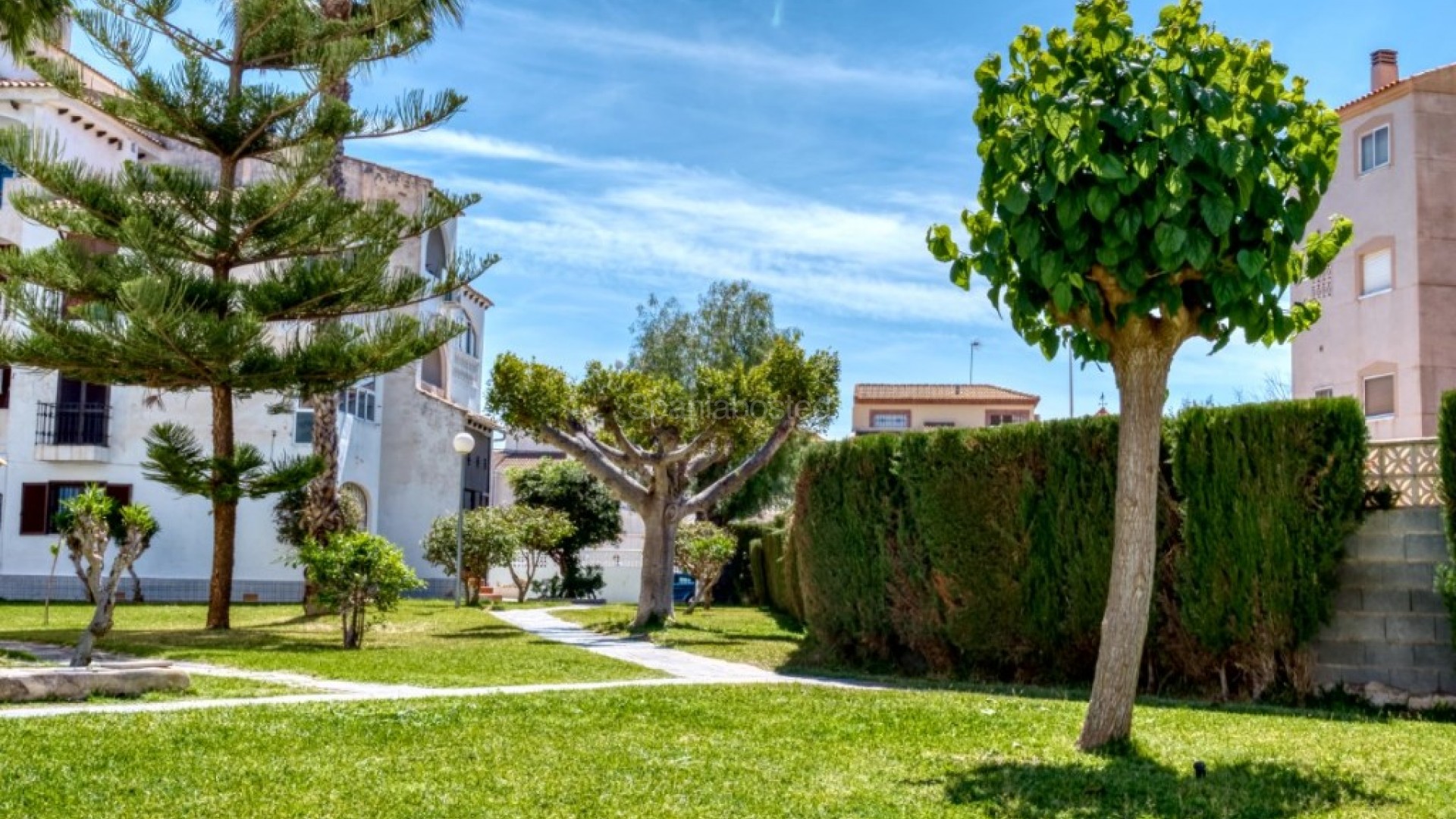 Resale - Townhouse -
Torrevieja