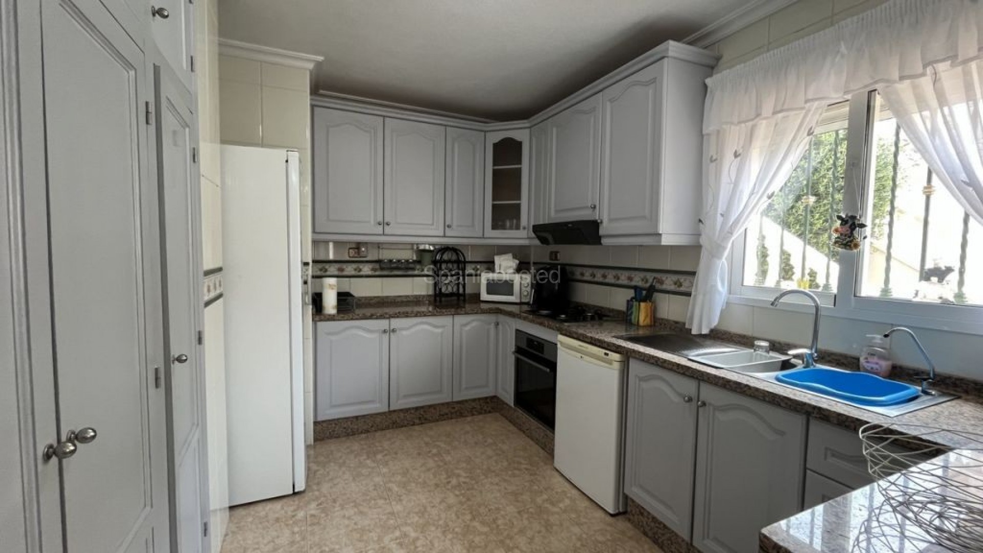 Resale - Vila -
Almoradí