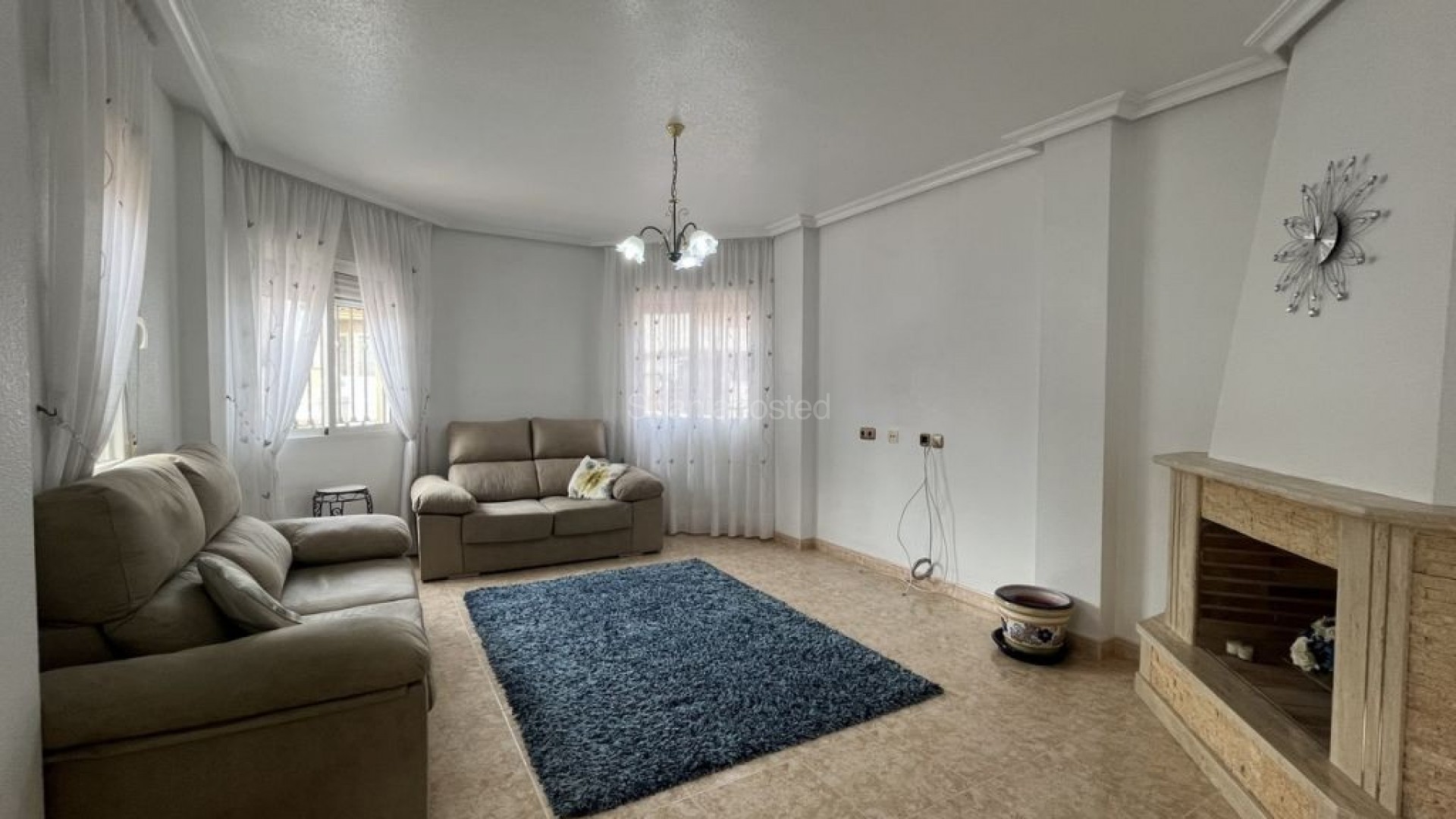 Resale - Vila -
Almoradí