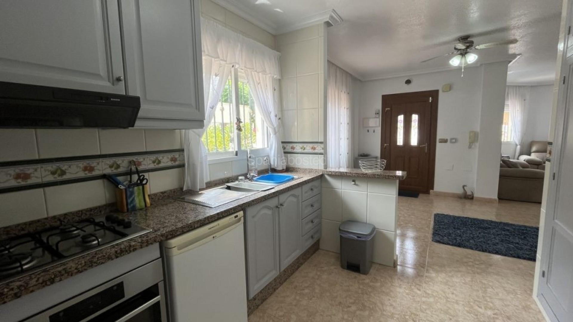 Resale - Vila -
Almoradí