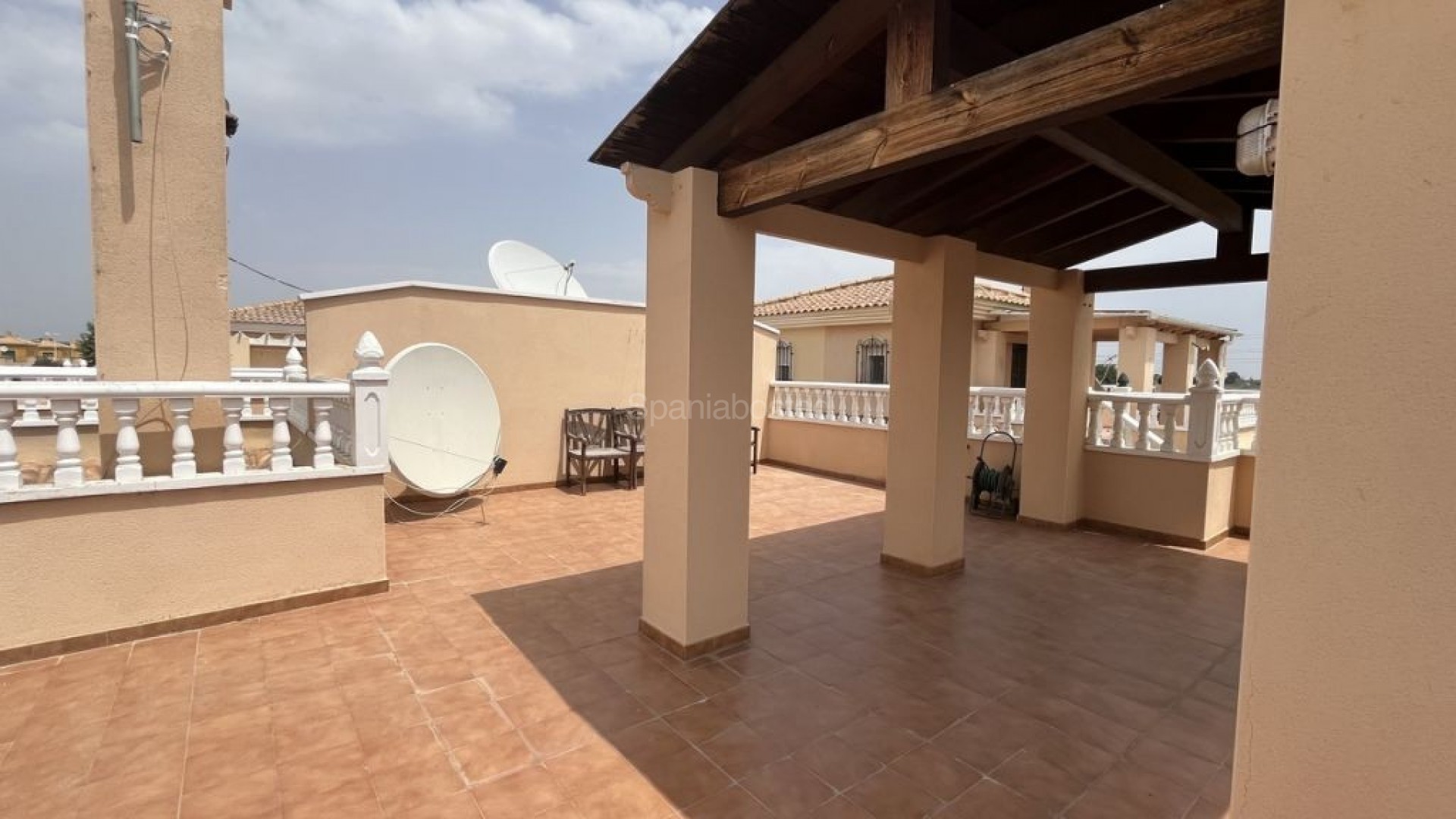 Resale - Vila -
Almoradí