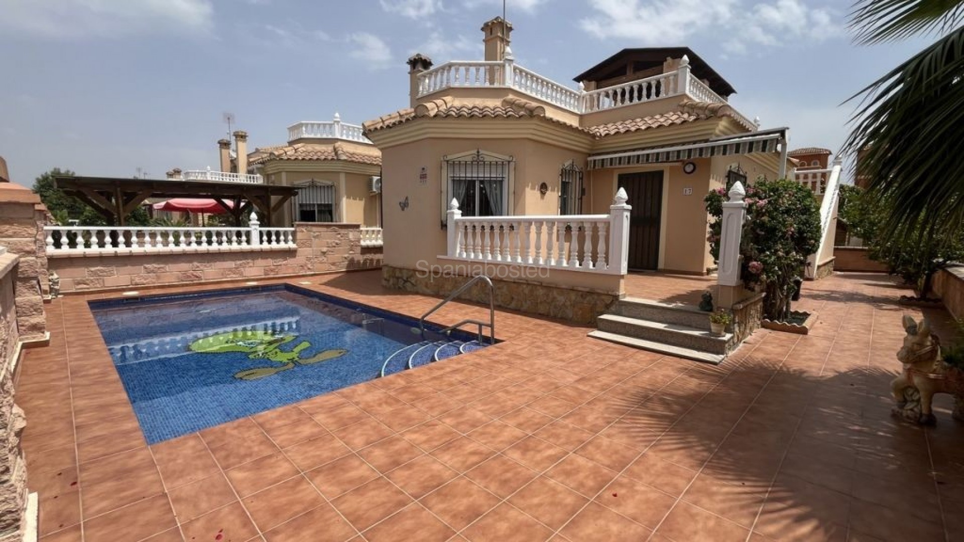 Resale - Vila -
Almoradí