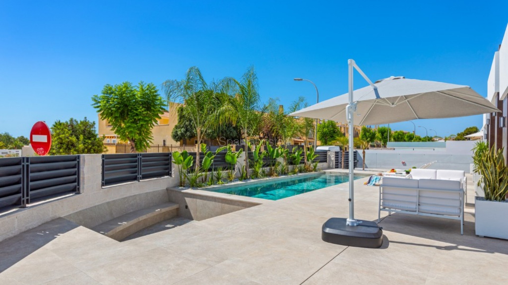 Resale - Villa -
Alicante - El Campello