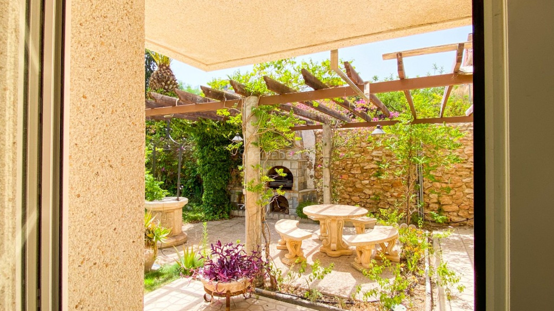 Resale - Villa -
Alicante - Villamartin