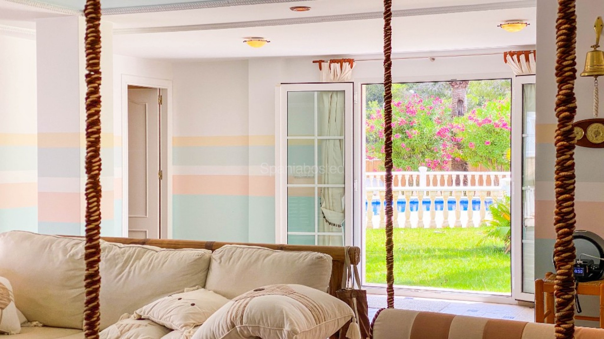 Resale - Villa -
Alicante - Villamartin