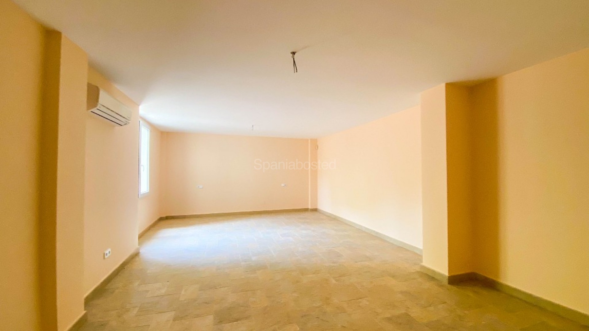 Resale - Villa -
Alicante - Villamartin