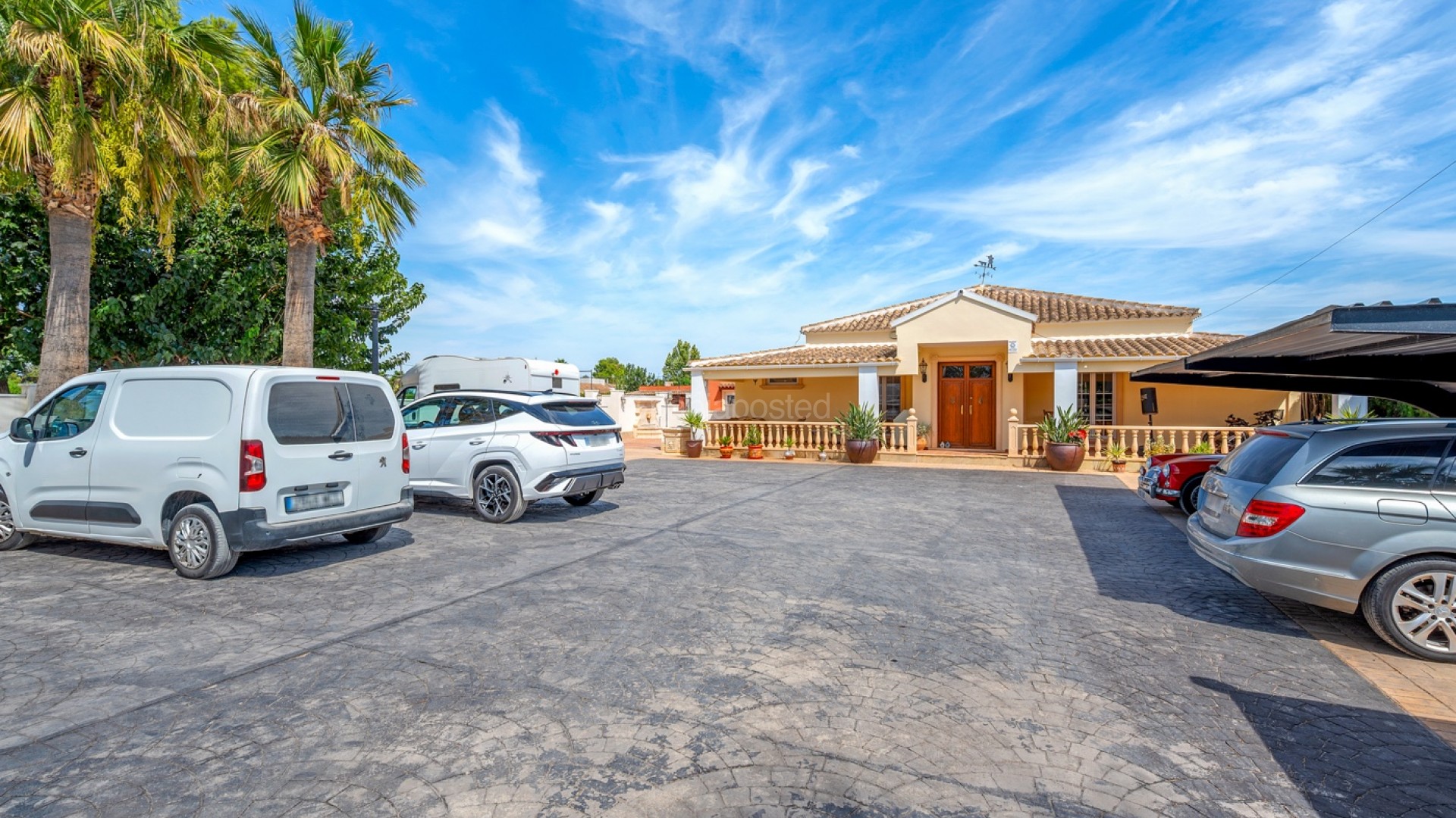 Resale - Villa -
Almoradí