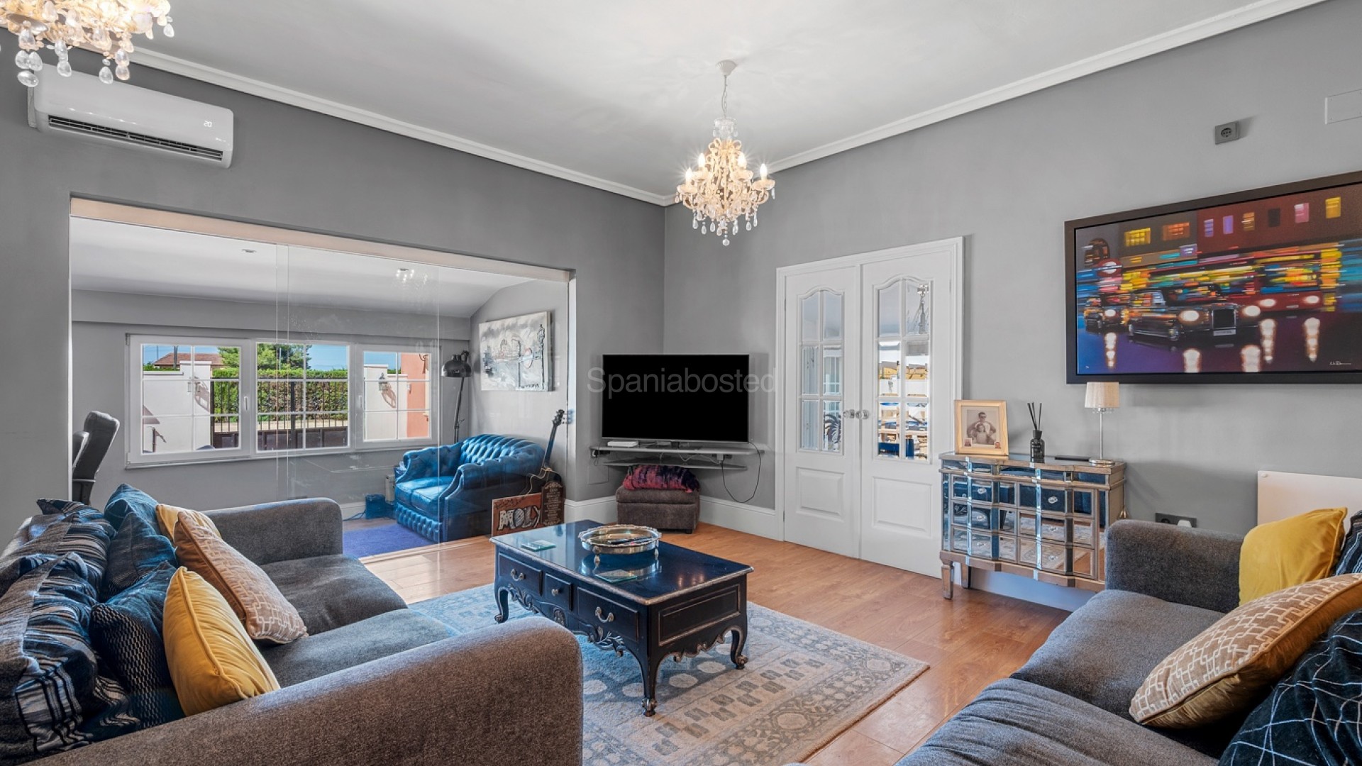 Resale - Villa -
Almoradí